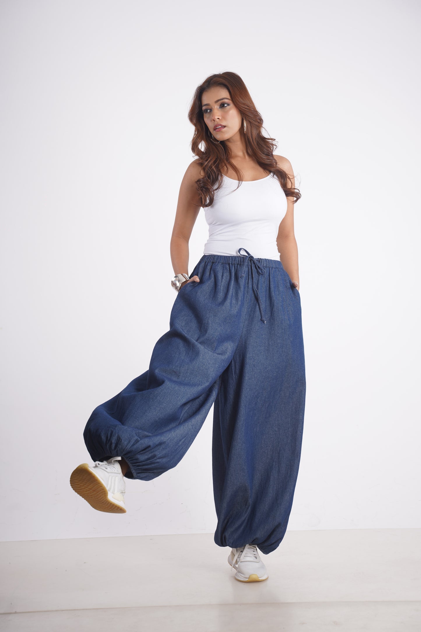 VEDA PANT Mala Singh