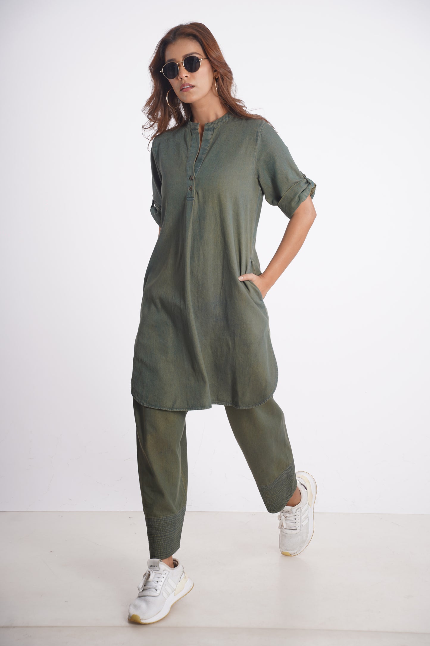 AISHA TUNIC & MAYA PANT Mala Singh