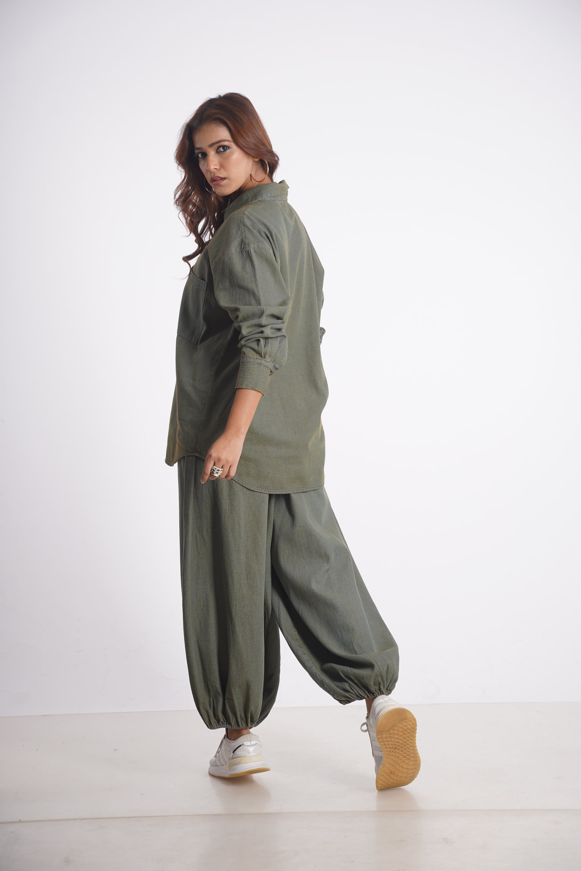 ESSEX DENIM SHIRT & VEDA VINTAGE DYED DENIM PANT Mala Singh