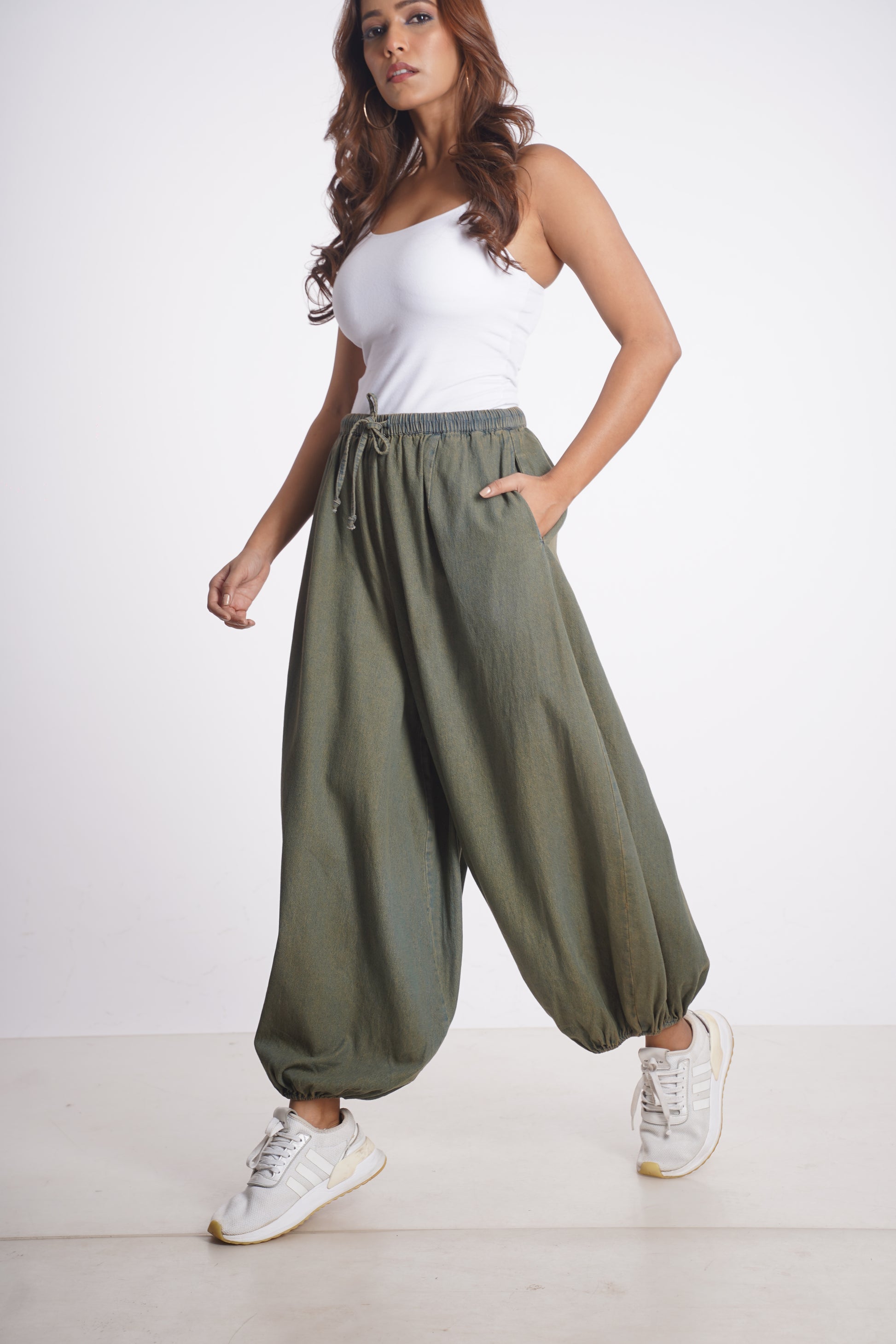 VEDA PANT Mala Singh