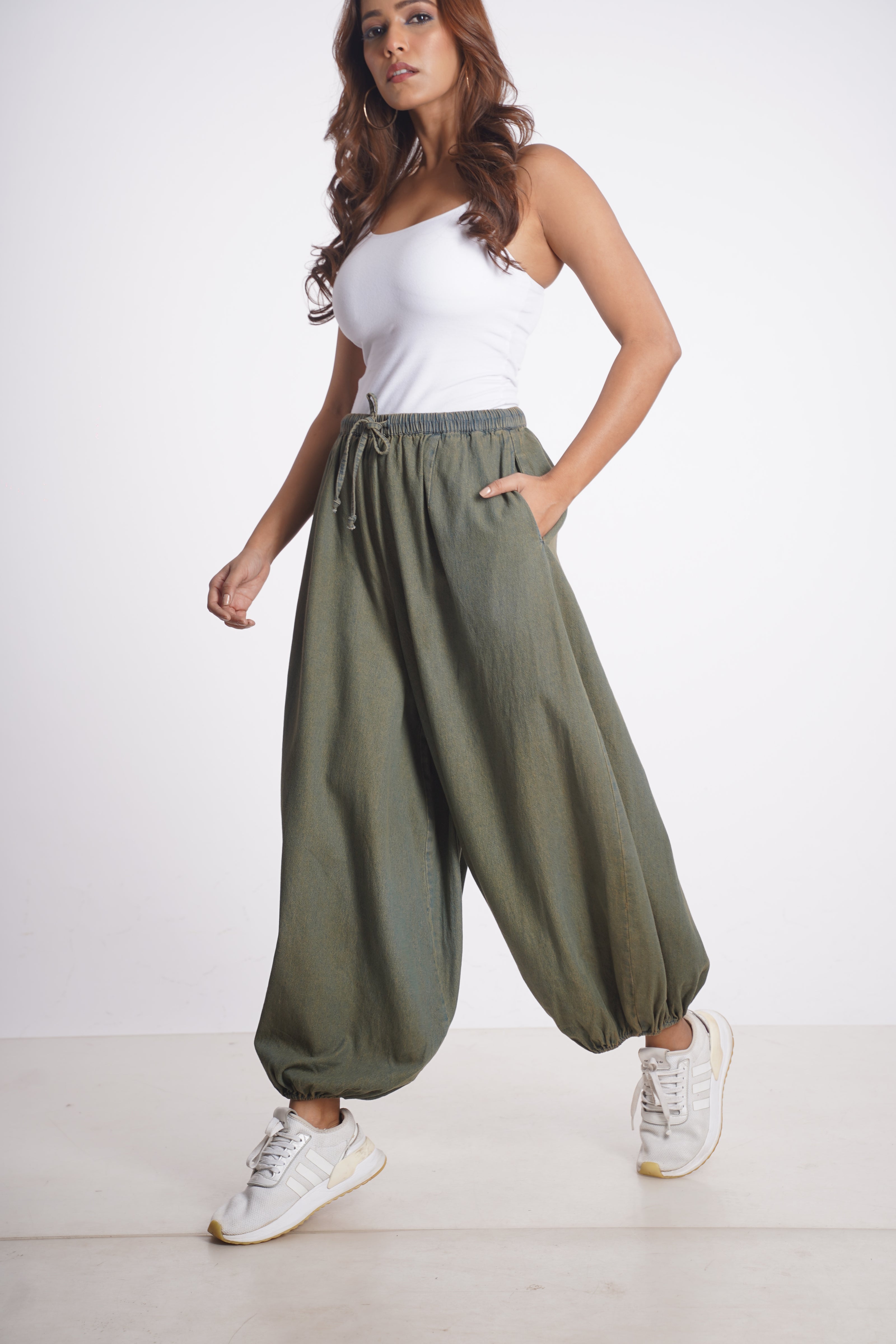 VEDA PANT Mala Singh