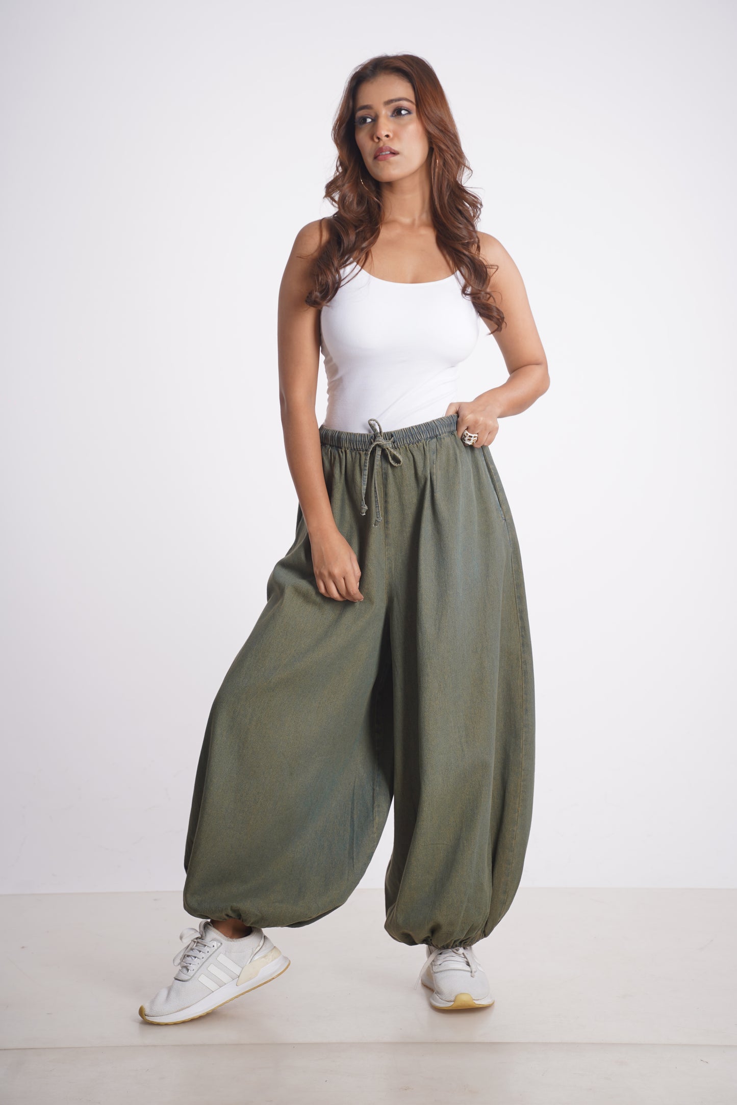 VEDA PANT Mala Singh