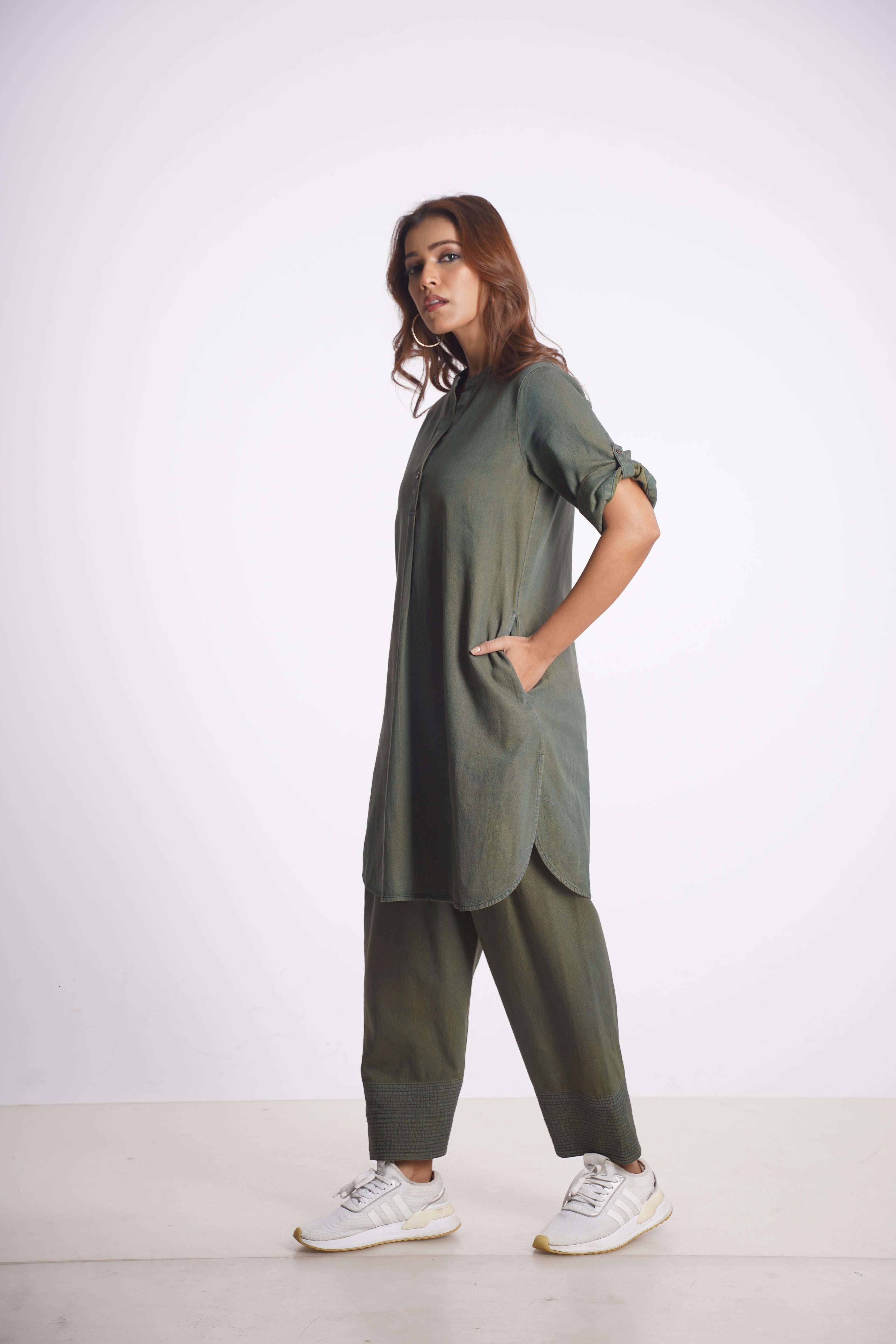 AISHA TUNIC & MAYA PANT Mala Singh