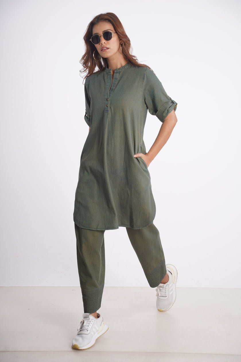AISHA TUNIC & MAYA PANT Mala Singh