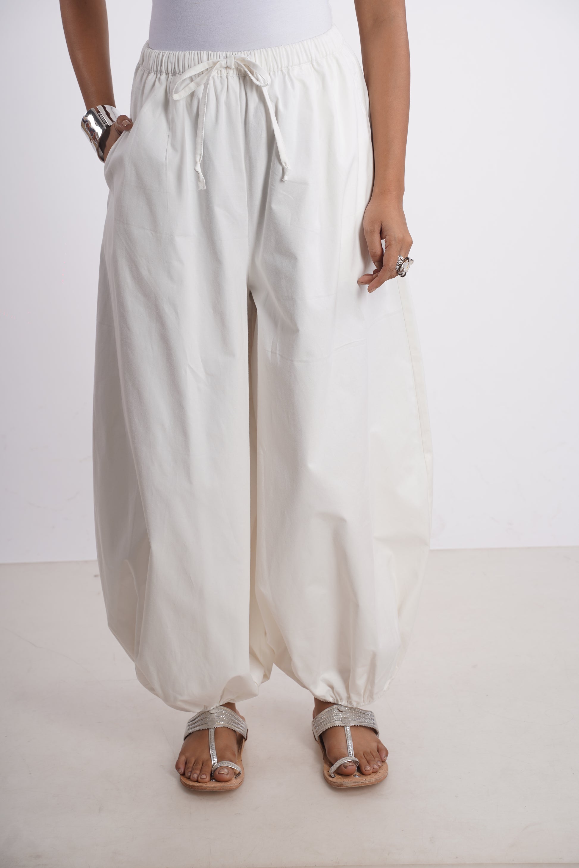 VEDA PANTS Mala Singh