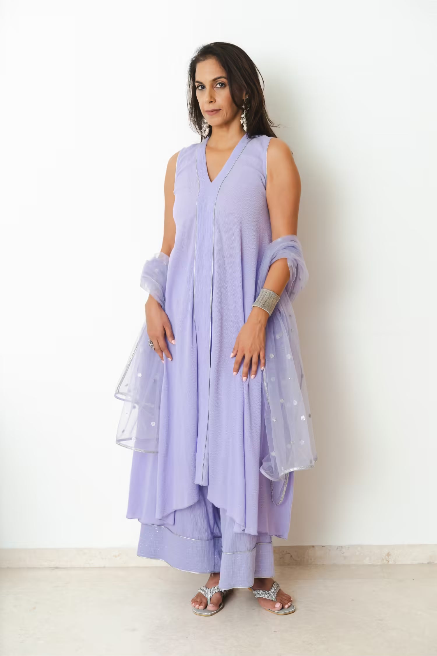 ZAINAB V-Neck Sleeveless  Lavender Kurta Set Mala Singh