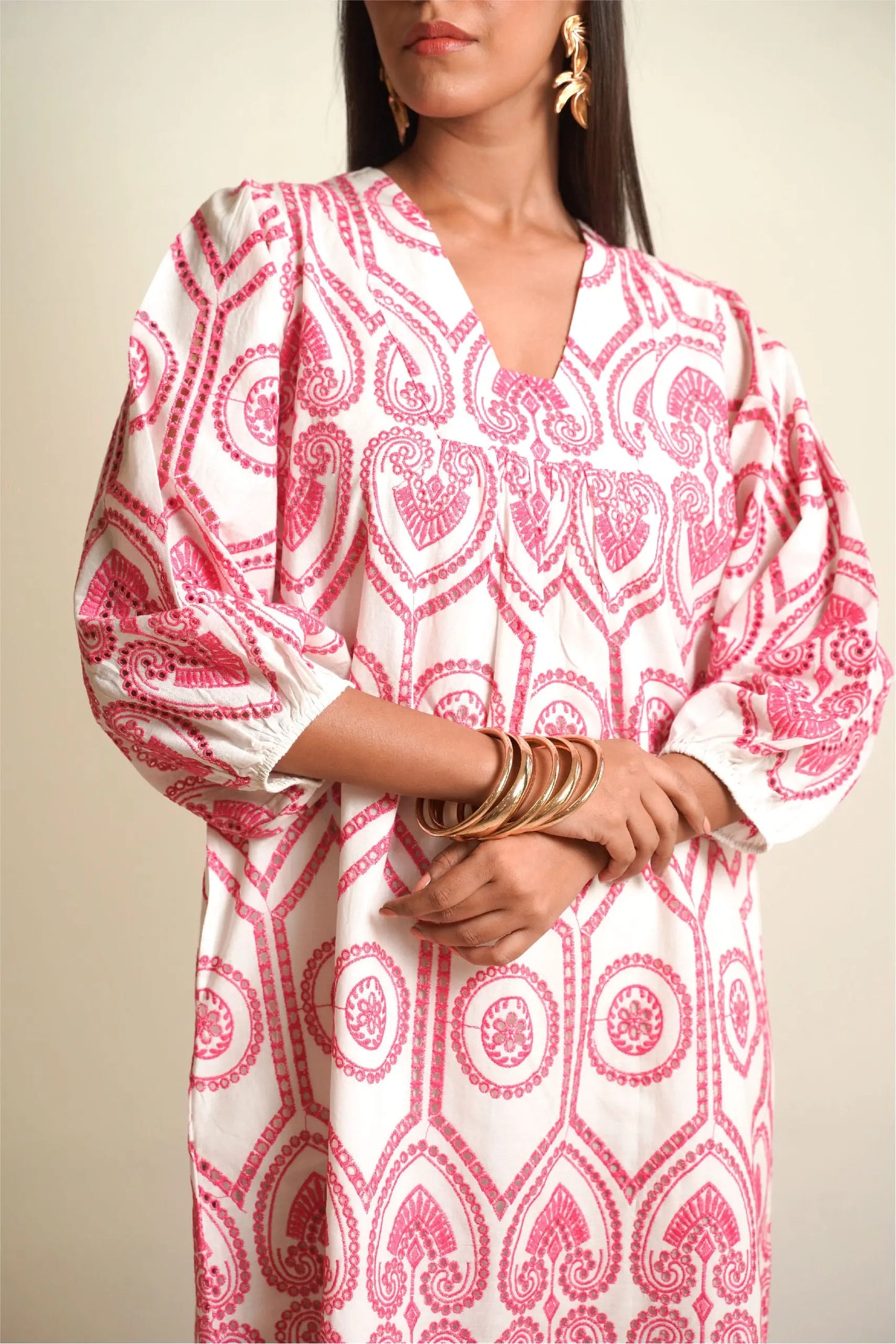 SUMMER SHIFT Pink Pottery Embroidery Mala Singh