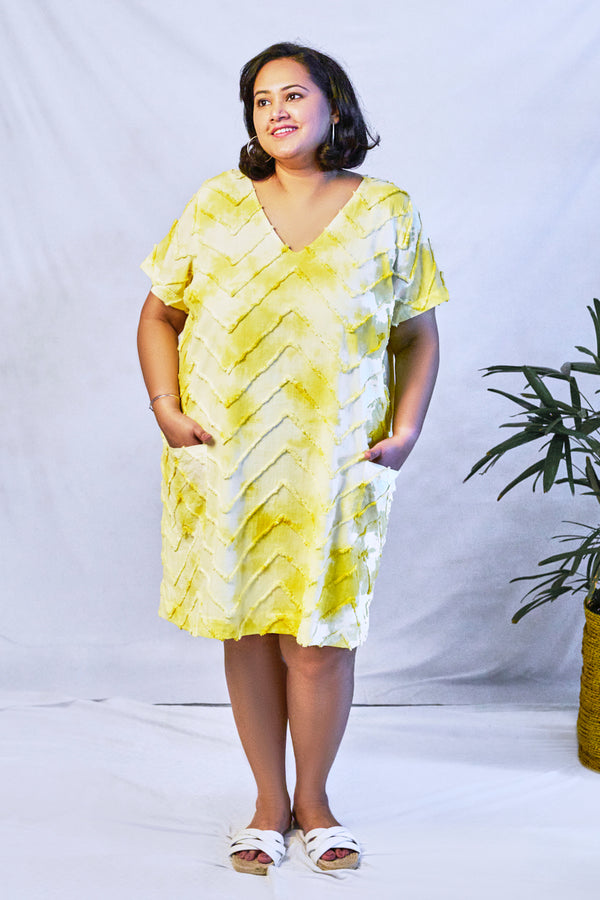 CLASSIC SHIFT Yellow Tie Dye Chevron Embroidered Short Dress